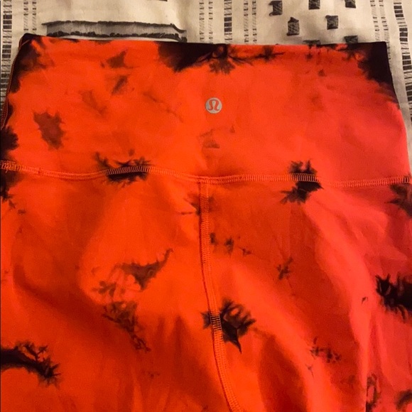 Lululemon leggings - Picture 2 of 4